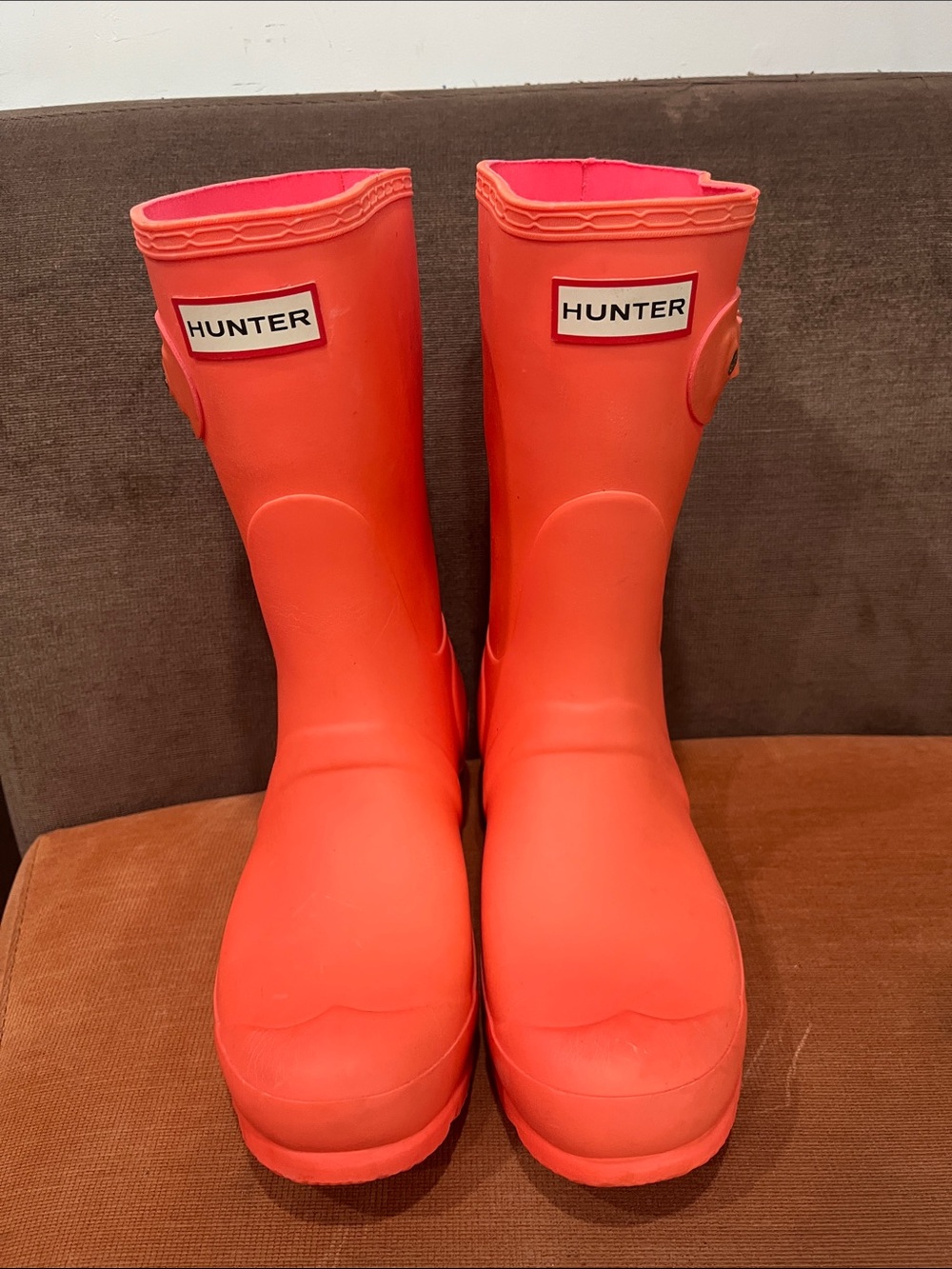Hunter Rain Boots in Orange TangerineTone size 7 US
